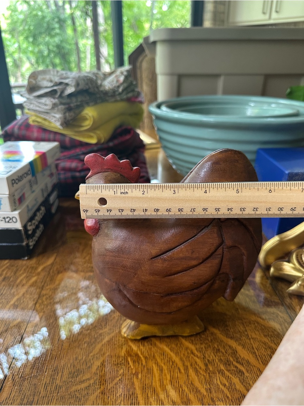 Brown wooden chicken…Figurine Kitchen Decor